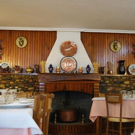Hostal Pirineos Meliz Бьельса Экстерьер фото