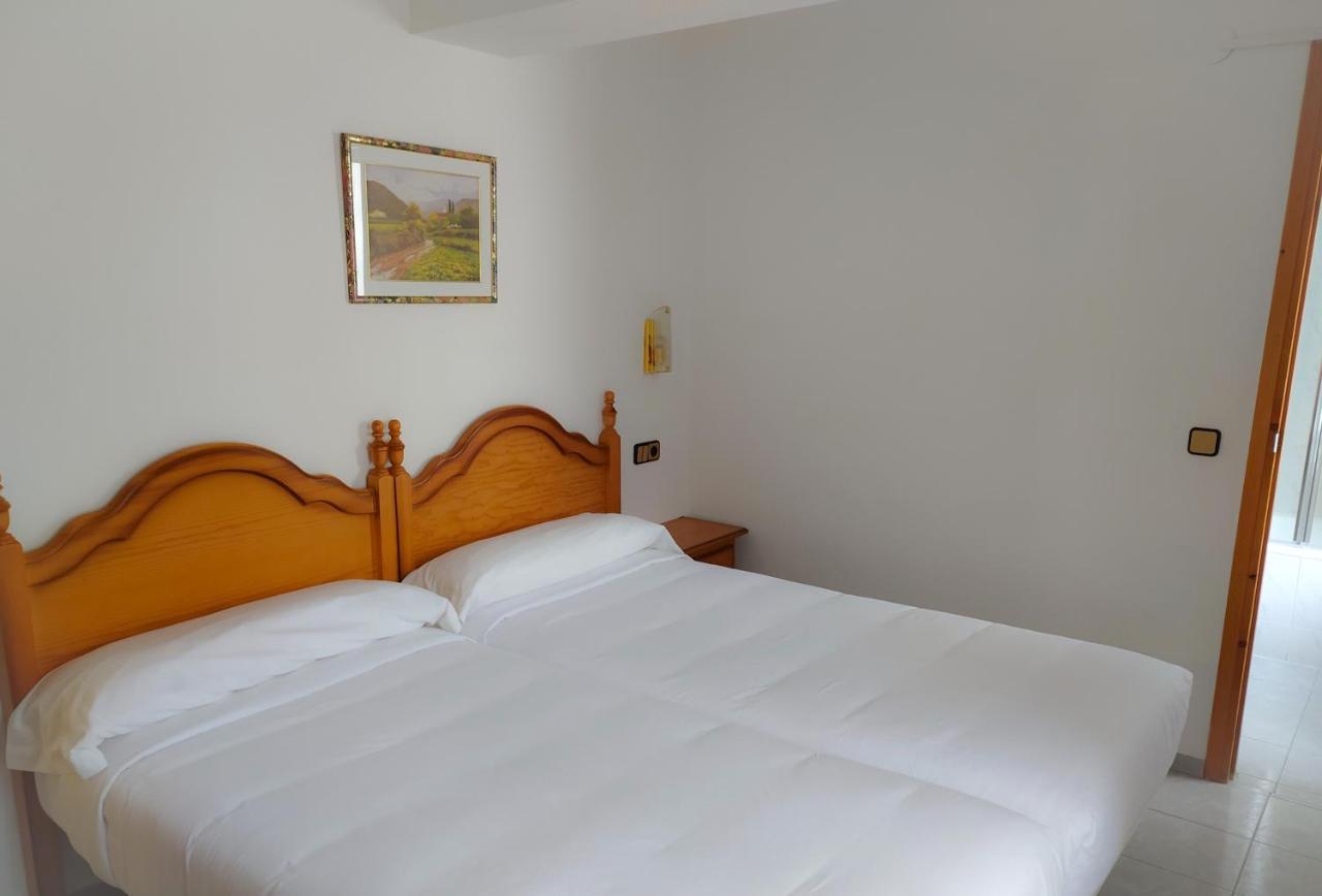 Hostal Pirineos Meliz Бьельса Экстерьер фото